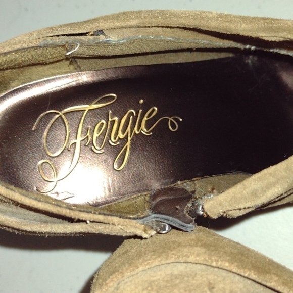 Fergie Heels size 6 - Picture 4 of 11